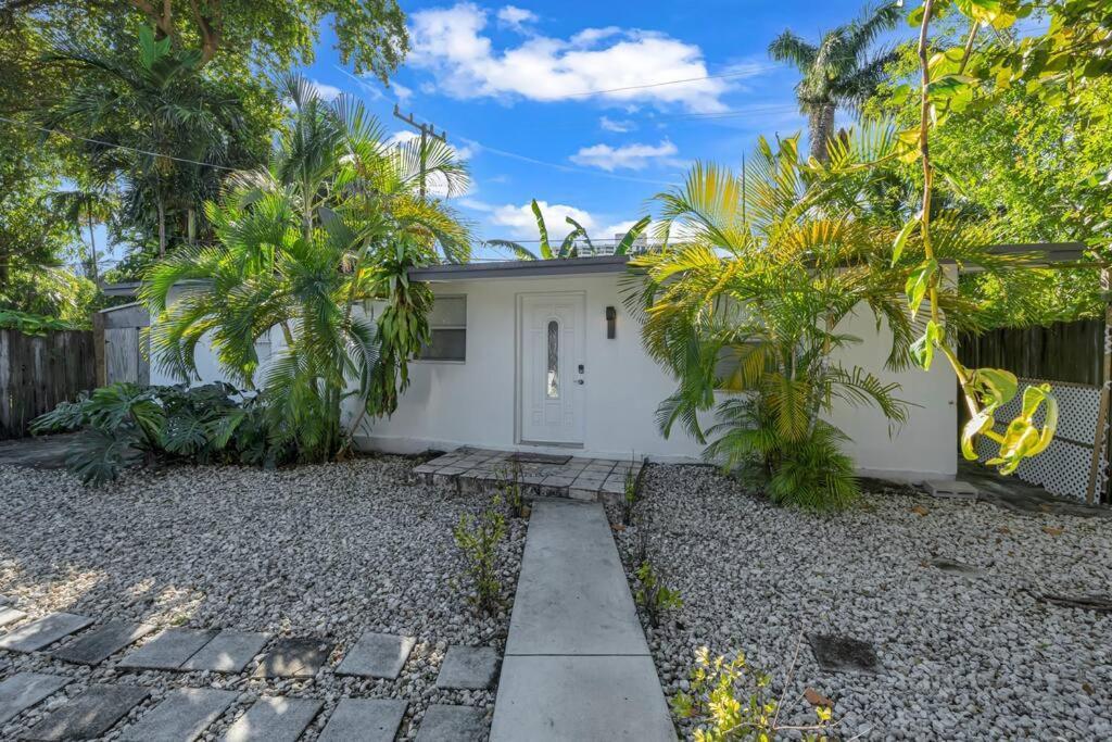 Biscayne Shore #2 - 3 2 - Charming And Tropical Villa Miami Exterior photo